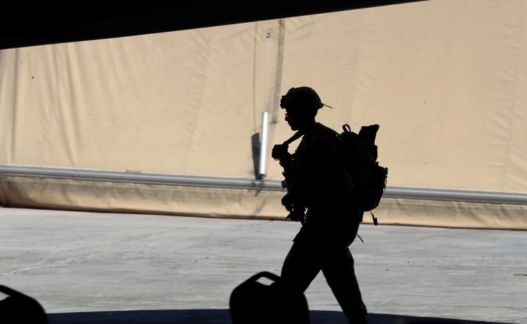 حوالي 14 الف جندي اميركي في العراق وأفغانستان