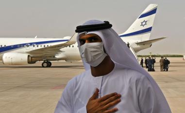 الامارات تفتح الطريق امام دول الخليج لمنح فرصة للسلام مع حماية حقوق الفلسطينيين