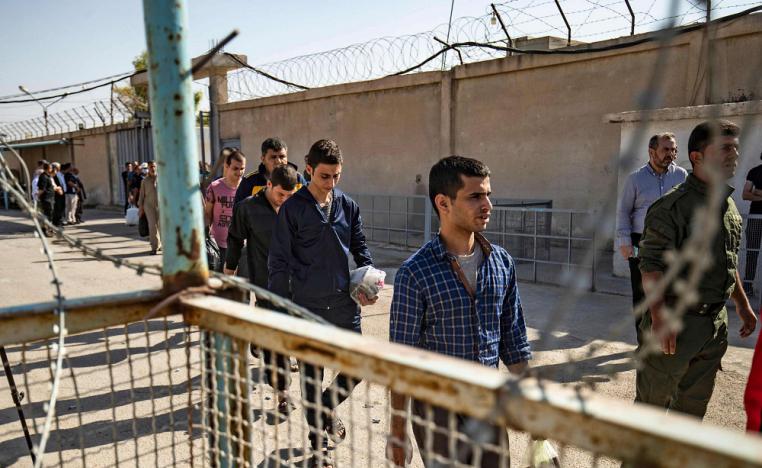 هل تضمن العشائر السورية عدم عودة المفرج عنهم إلى أحضان داعش؟