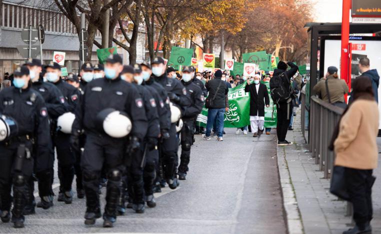 إسلاميون يتظاهرون في المانيا ضد الرسوم التي تستهدف الرسول محمد