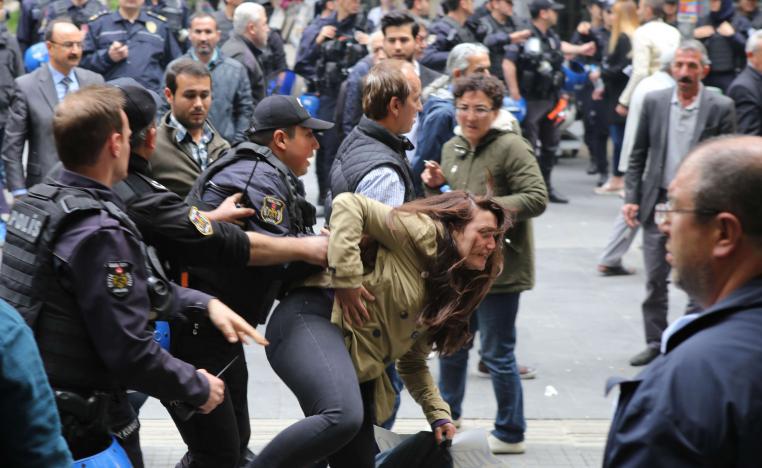 القبضة الأمنية تشتد في تركيا منذ المحاولة الانقلابية