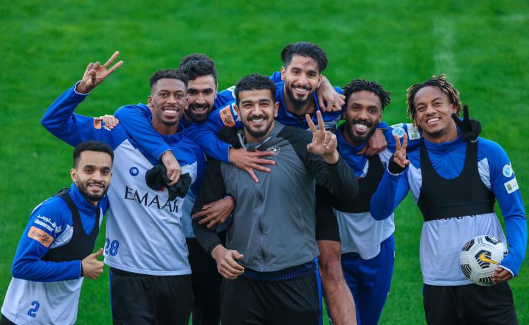 الهلال لفرملة انطلاقة الشباب