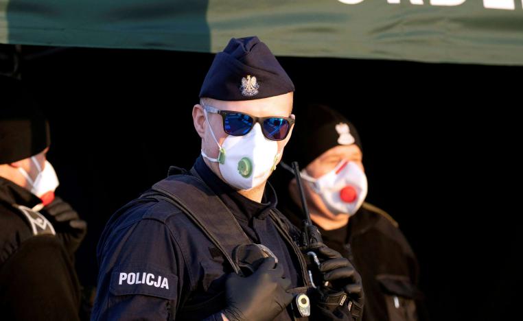 السلطات البولندية تتعقب متورطين في تمويل داعش