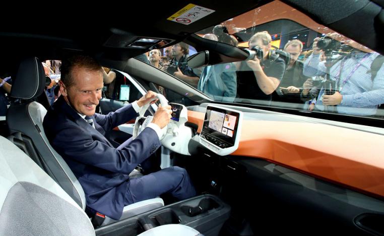 سيارة كهربائية