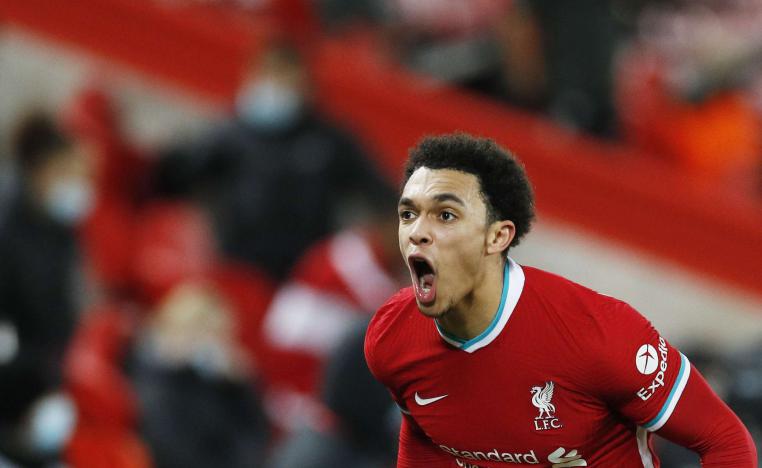 ليفربول على بعد أربع نقاط فقط من الصدارة