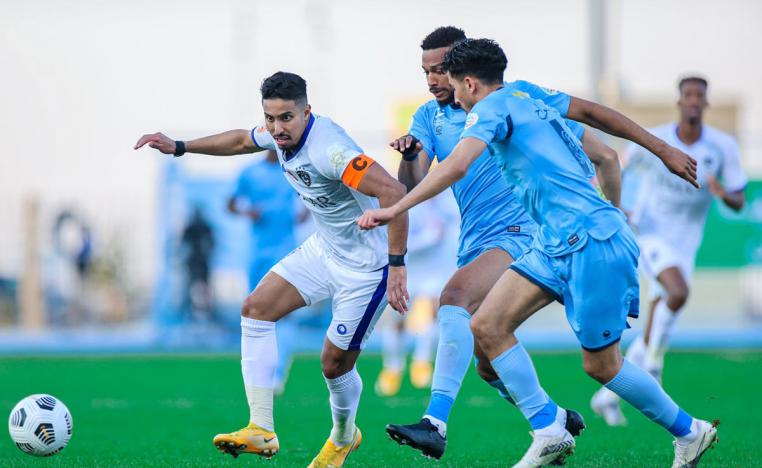 الهلال ببقى في الصدرة بخسارة الاهلي