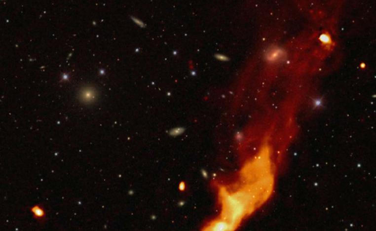 نجوم تتشكل في مجرات شابة