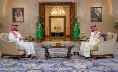 ولي العهد السعودي يطلق مبادرات لحل الخلاف مع إيران وتسوية الأزمة اليمنية