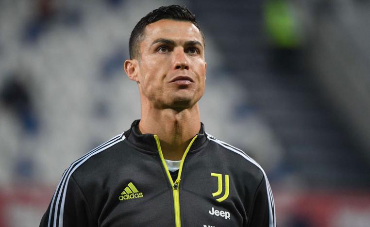 رونالدو يعانق لقب هداف الدوري
