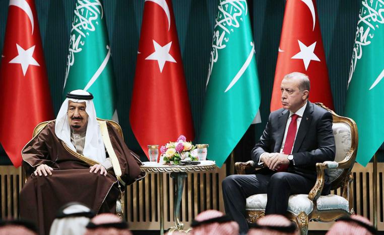 الرئيس التركي رجب طيب اردوغان في لقاء مع العاهل السعودي الملك ساكان بن عبدالعزيز