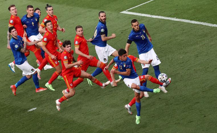 مباراة ايطاليا وويلز