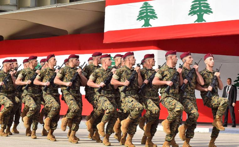 استعراض للجيش اللبناني