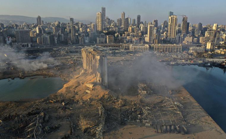 التحقيقات في انفجار مرفأ بيروت.. مسار طويل يواجه عقبات وتدخلات سياسية