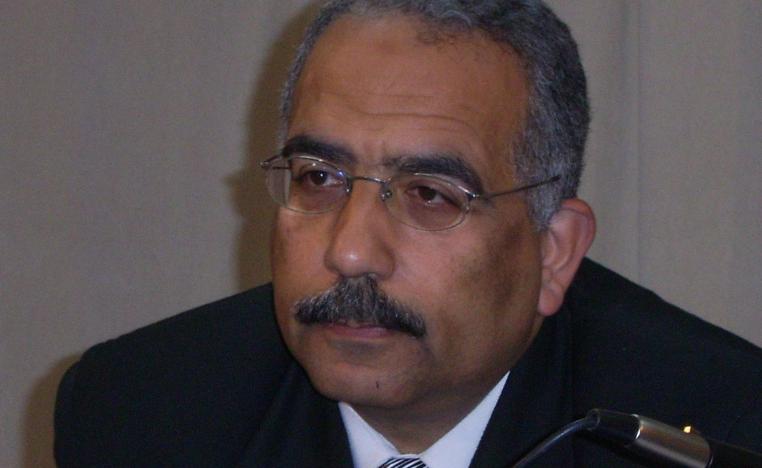 الكاتب أحمد فضل شبلول 