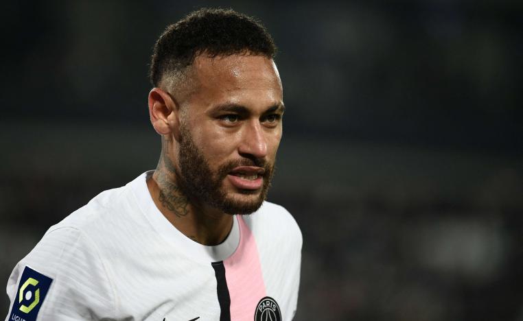 المهاجم البرازيلي يقود سان جرمان لفوز ثمين