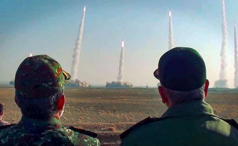 صواريخ ايران وميليشياتها خارج المفاوضات الدولية