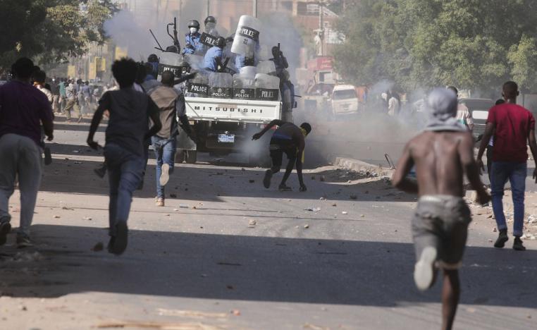 تواصل الاحتجاجات المنددة بالانقلاب العسكري في السودان