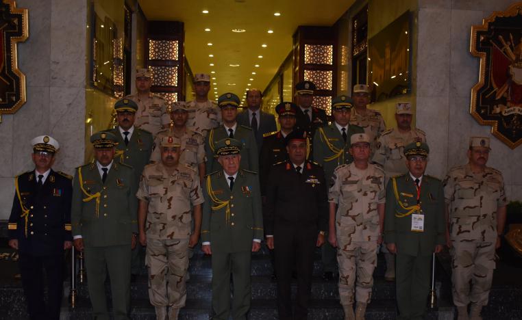  شنقريحة تباحث مع محمد زكي الوضع السائد في شمال أفريقيا وفضاء الساحل الصحراوي