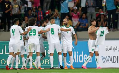 كورونا يعاند العراق
