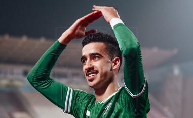 فريق 'الزعيم الاخضر' جاهز لوقف طموحات الكويت من حسابه على تويتر