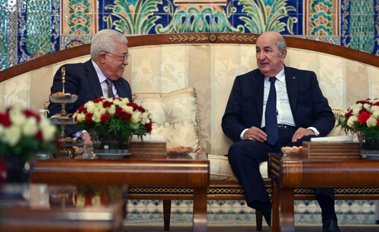 الرئيس الجزائري عبدالمجيد تبون يستقبل الرئيس الفلسطيني محمود عباس