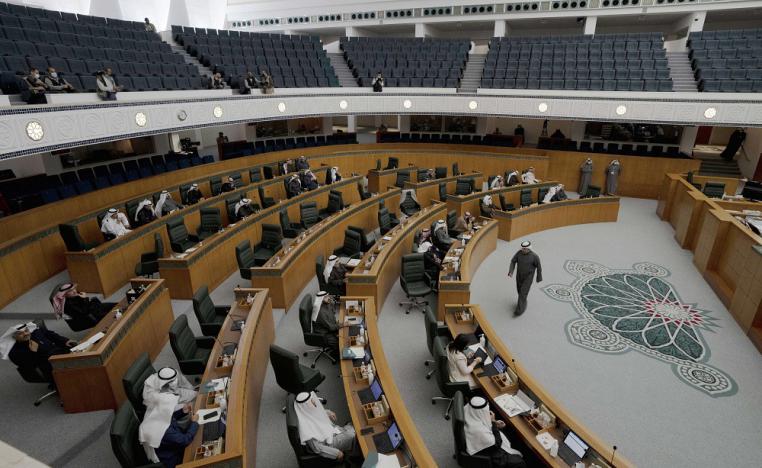 جلسة البرلمان أُلغيت بناء على استقالة الحكومة 