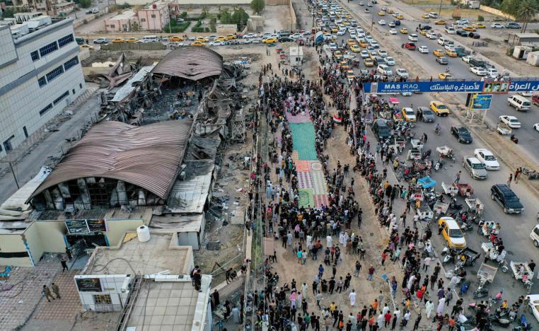 آثار حريق دمر مستشفى الحسين في الناصرية جنوب العراق