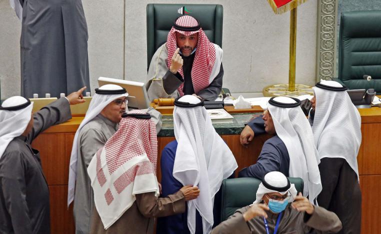 منذ انتخاب مجلس الأمة الكويتي في ديسمبر تسود حالة من الصراع مع الحكومة