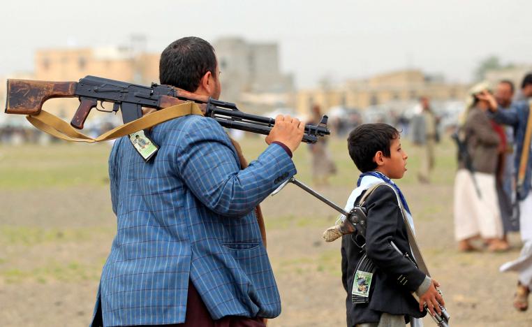 تجنيد الحوثيين لأطفال للقتال في اليمن