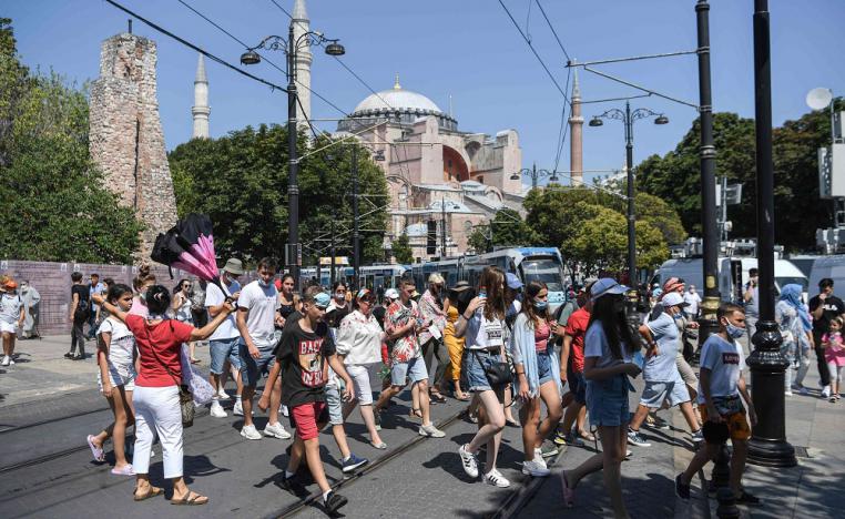 الدفاع الإسرائيلية تحذر من هجوم إيراني وشيك ضد رعايا إسرائيليين في اسطنبول