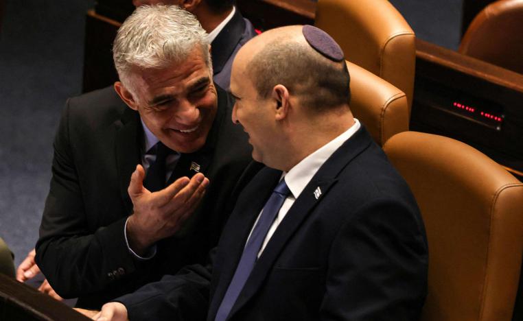 بينيت لن يخوض الانتخابات لكنه باق كرئيس وزراء بديل