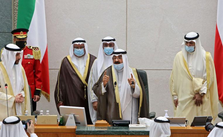 ولي العهد الكويتي يضع حدا لأشهر من الجمود السياسي