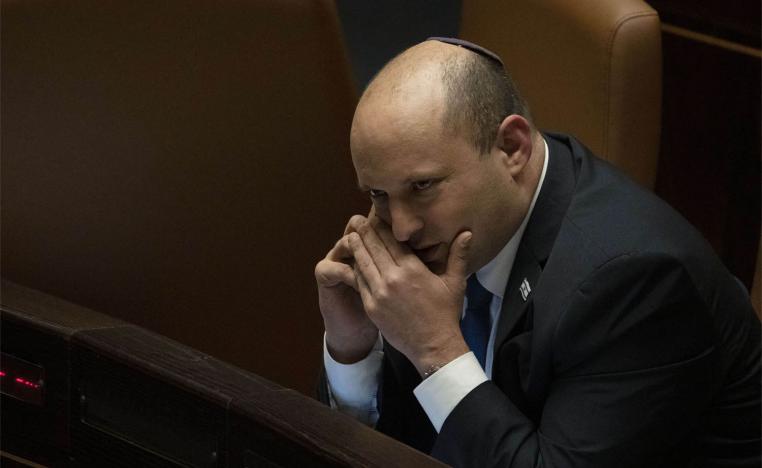 Growing pressure on Naftali to save the coalition