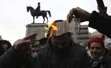 فواتير الكهرباء تتضاعف على الاتراك منذ بداية العام