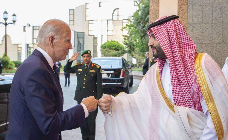 الرئيس الأميركي وولي العهد السعودي في جدة