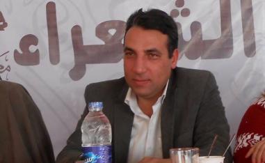 الشاعر هشام محمود 
