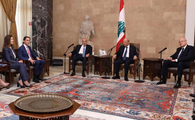 الرئيس اللبناني ميشال عون ورئيس مجلس النواب نبيه بري ورئيس حكومة تصريف الأعمال نجيب ميقاتي يجتمعون بالمبعوث الأميركي آموس هوكشتاين