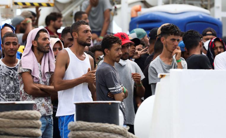 وصول مهاجرين تونسيين إلى جزيرة صيقلية