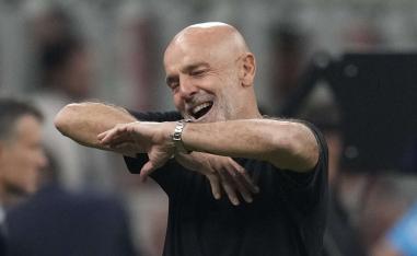 فريق 'الروسونيري' يحصد الفوز ويتساوى مع نابولي وأتالانتا في النقاط