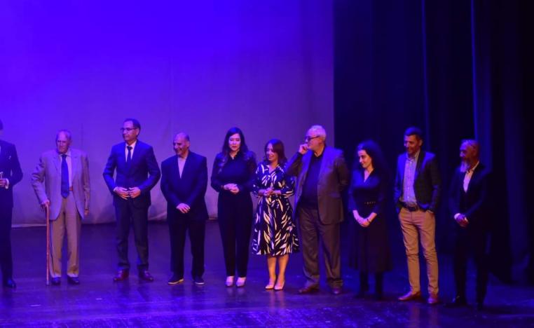 مهرجان المسرح المحترف 