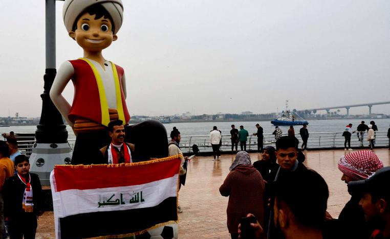تميمة خليجي 25 على ساحل شط العرب في البصرة