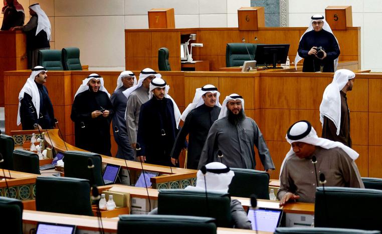مطالب نواب المعارضة الشعبوية أفضت إلى اغراق الكويت في الشلل السياسي