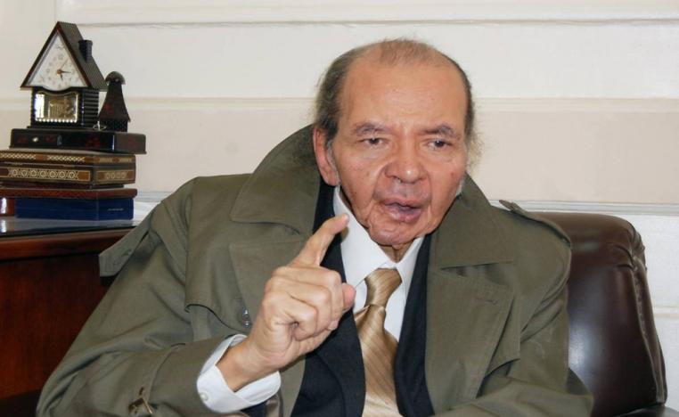 الراحل محمد عناني 