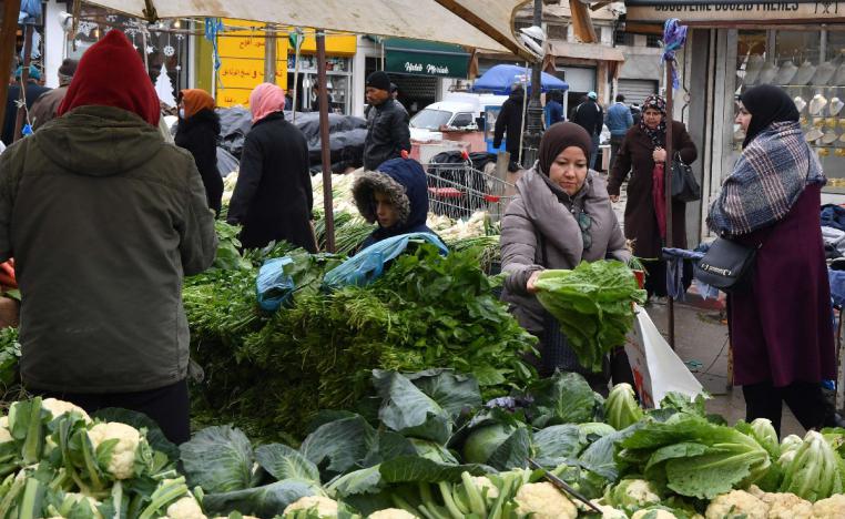 وضع التونسيين المعيشي لا يختلف كثيرا عما يعانيه اللبنانيون