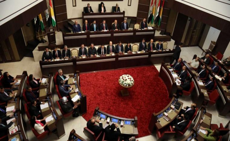 الخلاف السياسي يعصف بالبرلمان الكردي العراقي