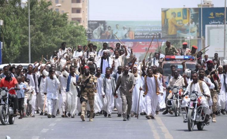 السودان ينفتح على أكثر السيناريوهات دموية مع تحريض على تسليح القبائل