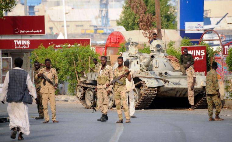 هل يتوقف نزاع العسكر في السودان