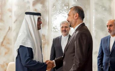 طهران تعول على الاستثمارات الخليجية لتضميد جراح اقتصادها