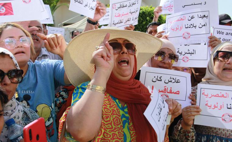 العديد من سكان صفاقس يطالبون برحيل الأفارقة 