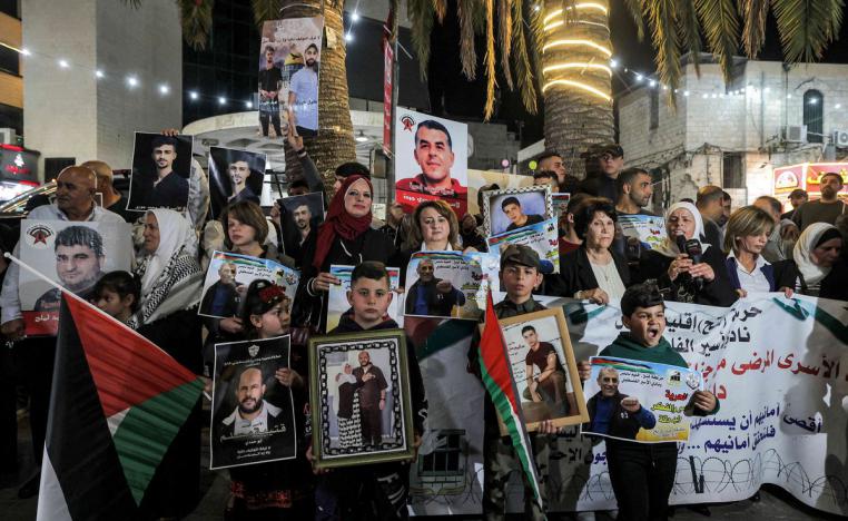 ملف الاسرى احد ابرز الملفات المصيرية للفلسطينيين